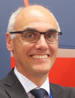 Peter de Leeuw - Vienna International Airport