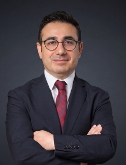 Kerem &Ouml;zt&uuml;rk