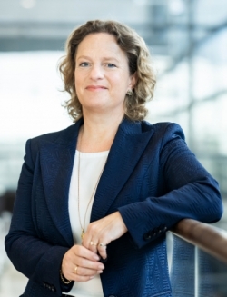 Aletta von Massenbach - Flughafen Berlin Brandenburg