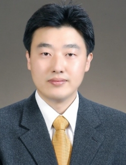 Lee Eundok