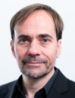 Artur Mausbach - Royal College of Art