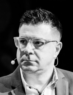 Martin  Kahl