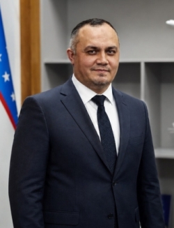 Anvar Kasimov - Uzbekistan Airport