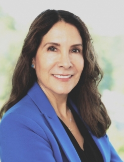 Stephanie Valdez Streaty - Cox Automotive Inc.