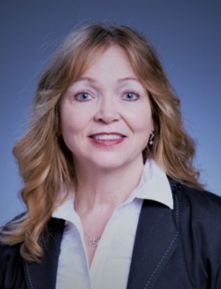 Darcyne Foldenauer