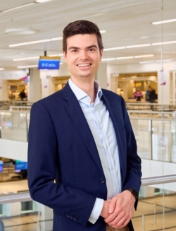Bas Scheepers - Schiphol Airport
