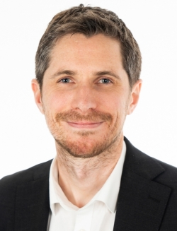 Andrew MacGregor