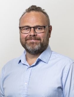 John Roger Nesje - Seam